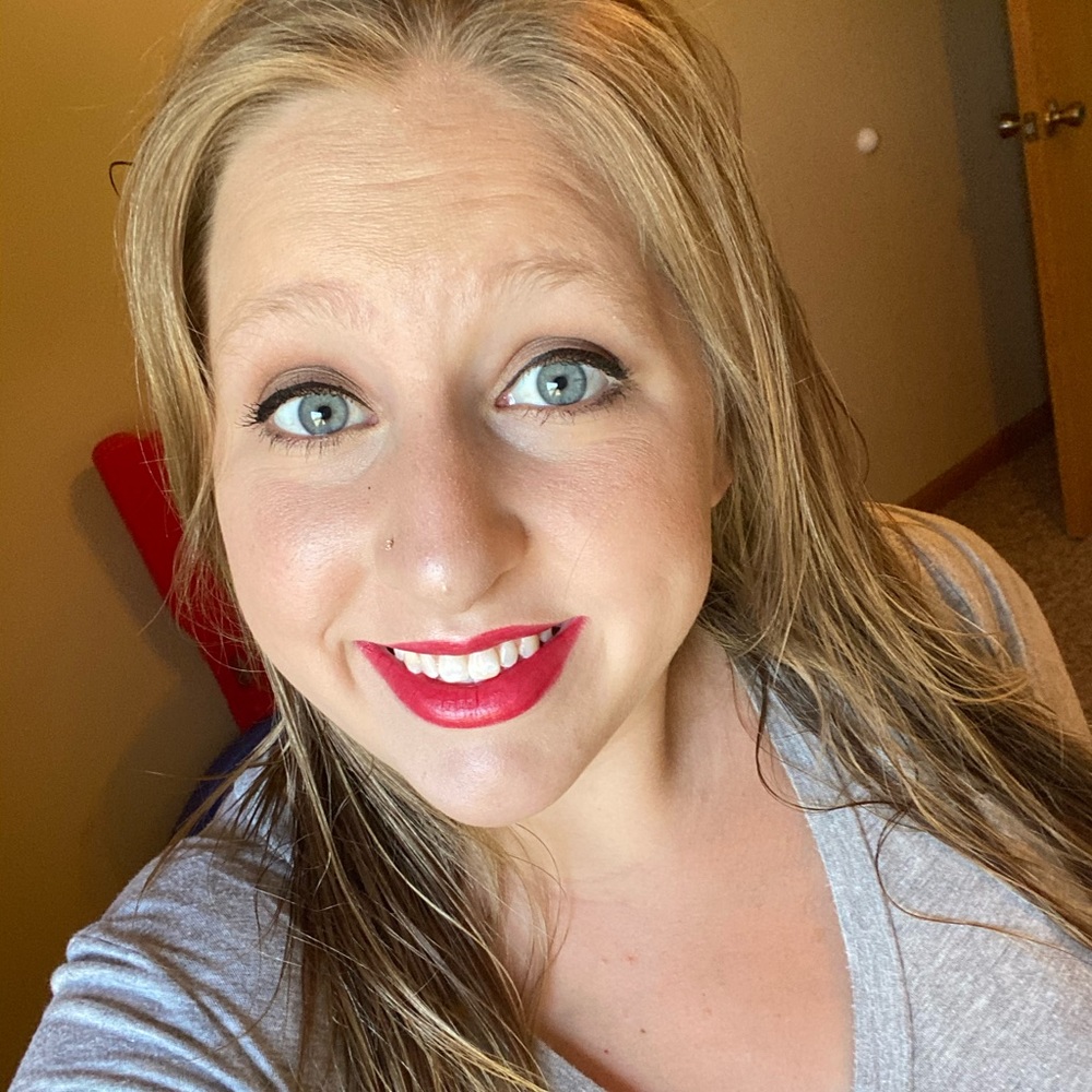 Meet your Posher, Britni